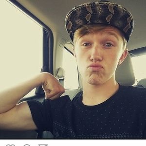 Meet your Posher, Chad